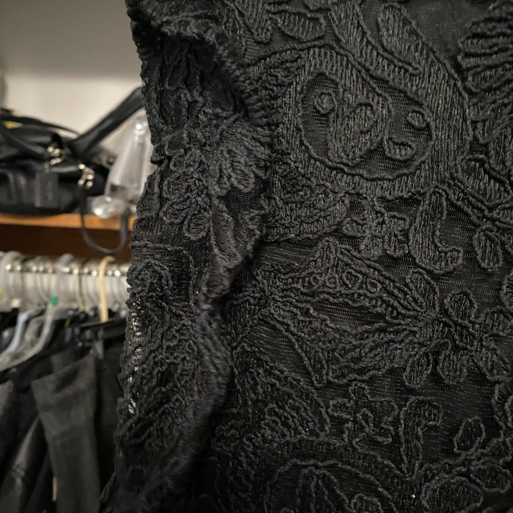 Dress - Picture 4 of 5